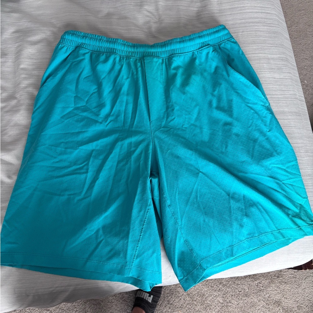Lululemon men’s shorts